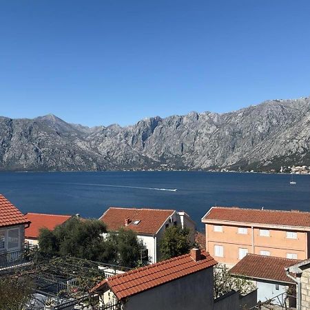 Alisa Sea View Apartment Prcanj Kotor Luaran gambar