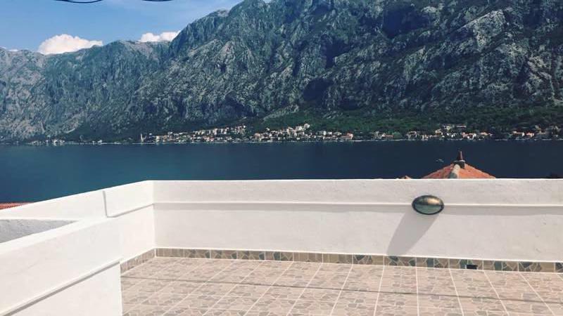 Alisa Sea View Apartment Prcanj Kotor Luaran gambar